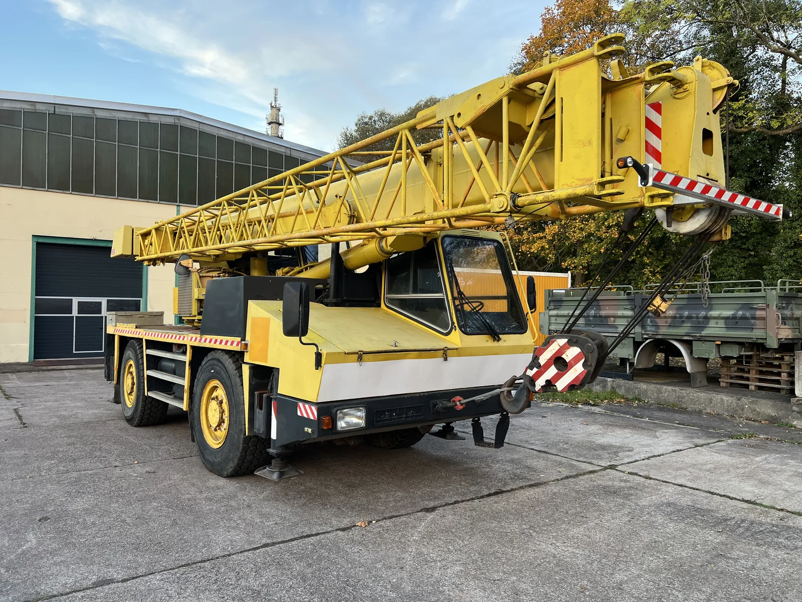 Krupp KMK 2025 Teleskop Mobilkran