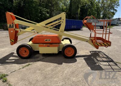 Litra Hubarbeitsbühne JLG 30 HA