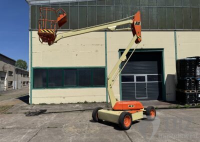 Litra Hubarbeitsbühne JLG 30 HA