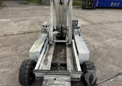 TDK Scherenhubarbeitsbühne 78 12