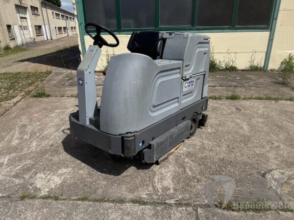 Nilfisk Scheuersaugmaschine BR 1100