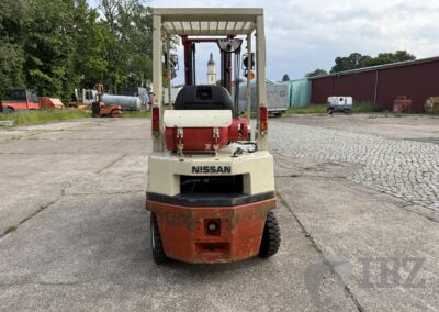 Nissan H01 A 15 U Gabelstapler