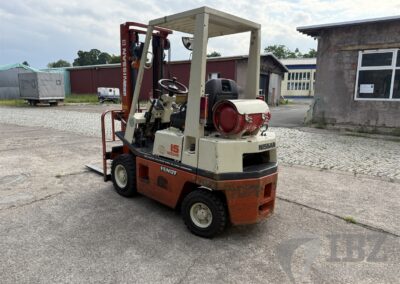 Nissan H01 A 15 U Gabelstapler