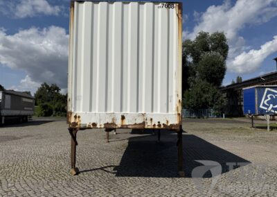 Wechselbrücke Jumbo mit Werbung