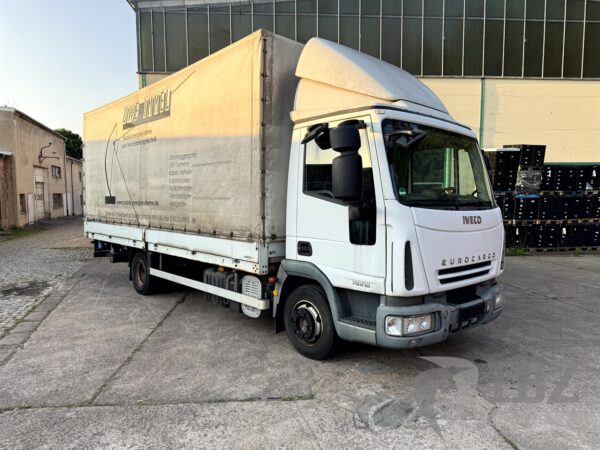 Iveco Eurocargo 25E18 LKW Plane Spriegel
