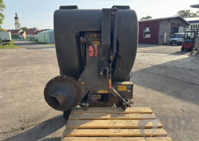 Matev CLS-H 1350 Mähcontainer