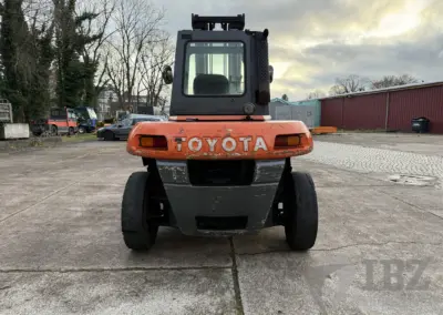 Toyota 8t Gabelstapler 60-5FD80