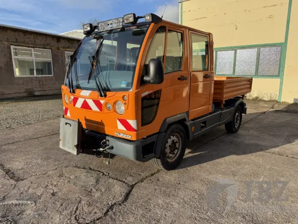 Multicar M30 Fumo Doka