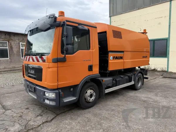 MAN Kehrmaschine TGL 12.250 Straßenreiniger Faun