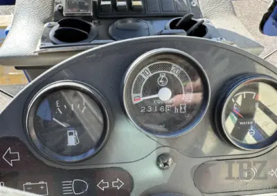 Iseki SF 310 Geräteträger mit Müthing Schlegelmulcher